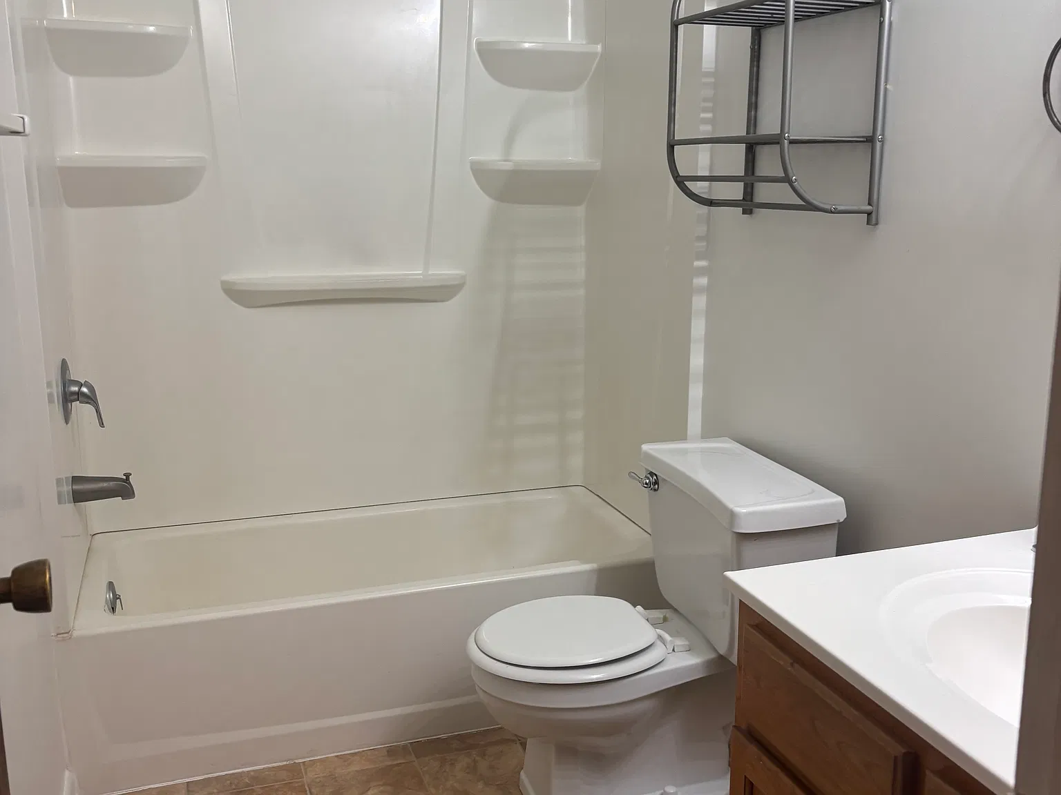 1 bed, 625 sqft, $895 — Photo 3