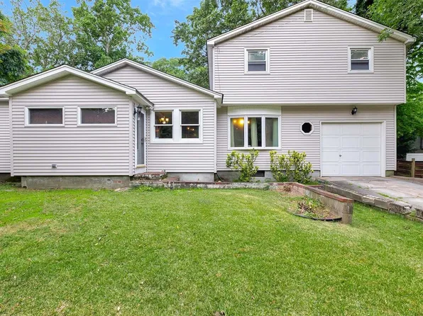 20 Biltmore Drive, Mastic Beach, NY 11951