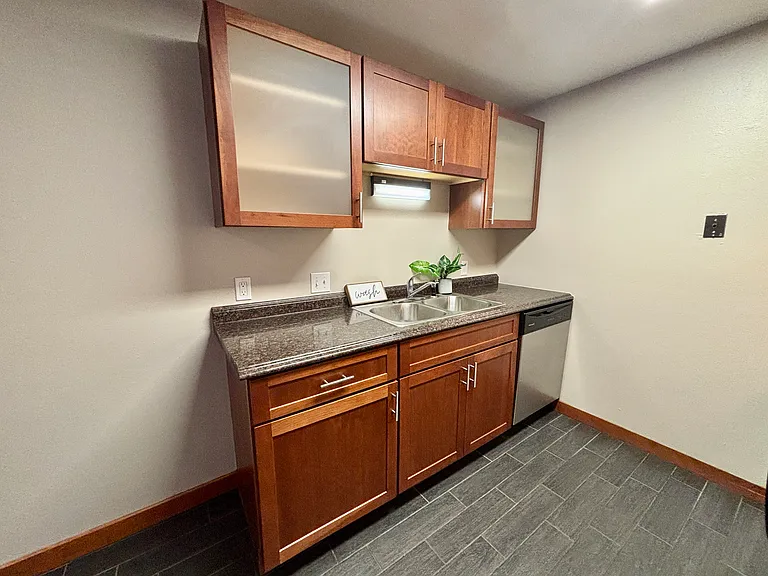 116 Capitol View Ter #4 — Photo 6