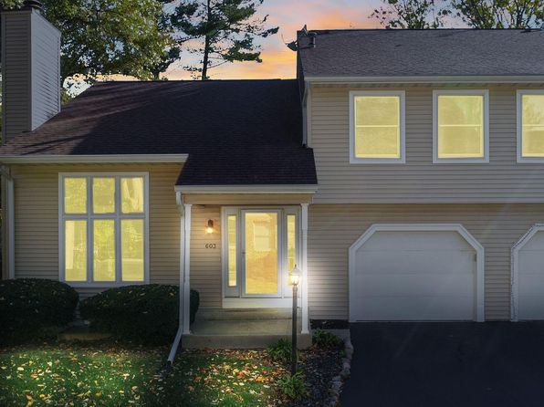 603 Weatherwood Ln, Valparaiso, IN 46383