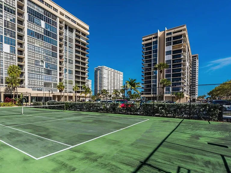 2049 S Ocean Dr #806 — Photo 14