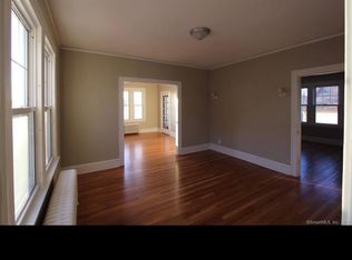 276 Cornwall St, Hartford, CT 06112