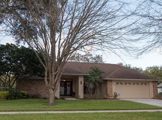 1406 Keene Lake Ct, Lutz, FL 33549