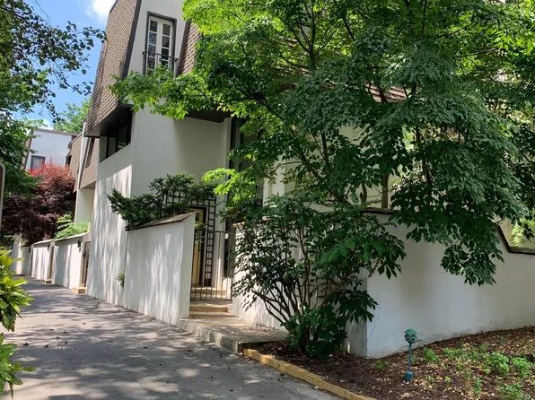 250 W Montgomery Ave Unit B, Haverford, PA 19041