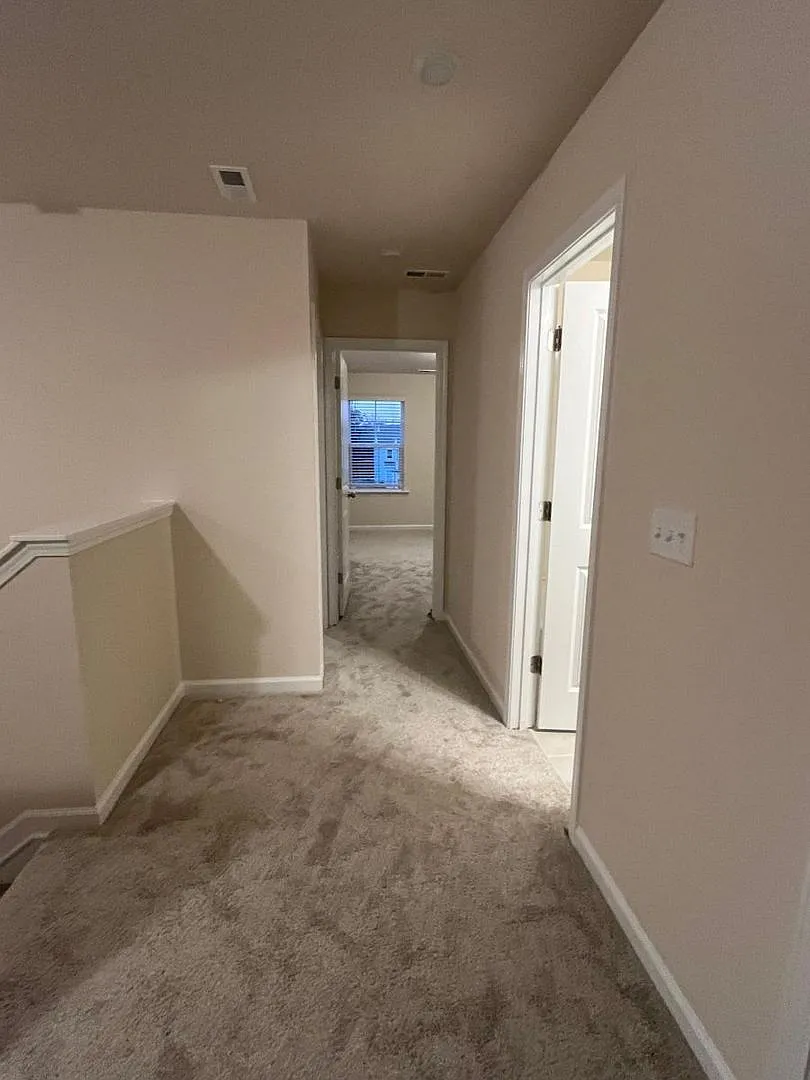 Room in 3 Bedroom Home at Preveza Pl — Photo 2