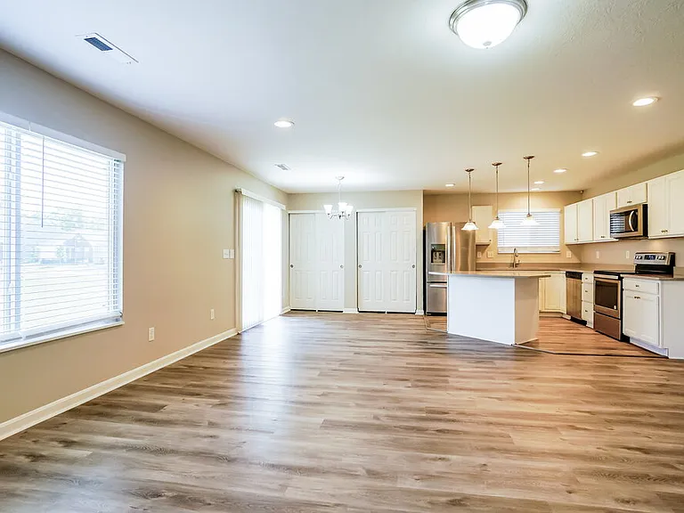 7500 Willow Leaf Dr — Photo 11