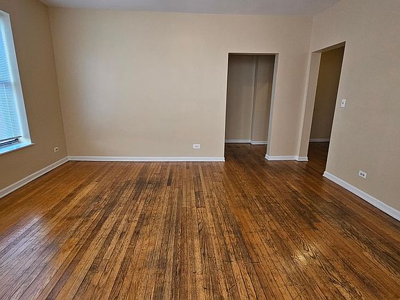 5th image of 7726 N Marshfield Ave APT 2B