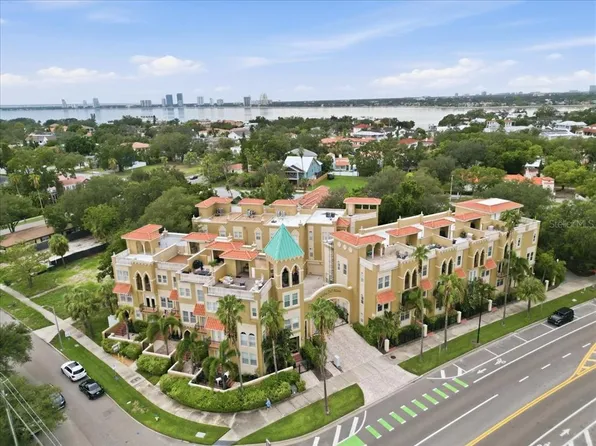 114 E DAVIS BOULEVARD #8, TAMPA, FL 33606