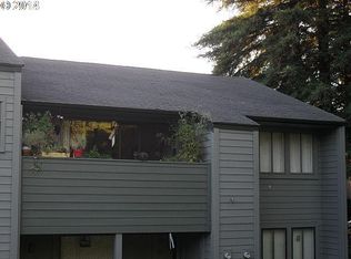 8707 SW Brightfield Cir, Portland, OR 97223