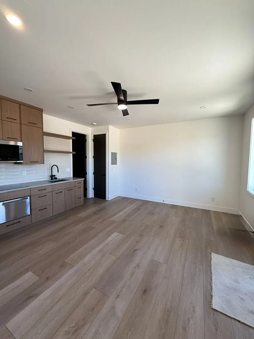 Celilo Ln., 3336 NW - 03336-CELI — Photo 3