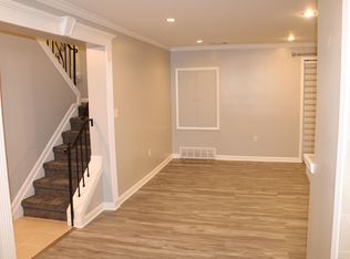 38330 North Ln #102, Willoughby, OH 44094