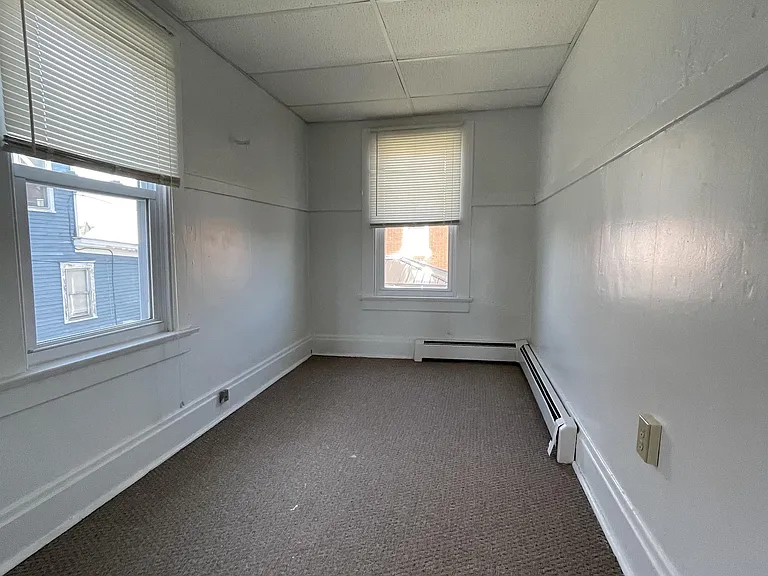 429 Oakland Ave #2 — Photo 5