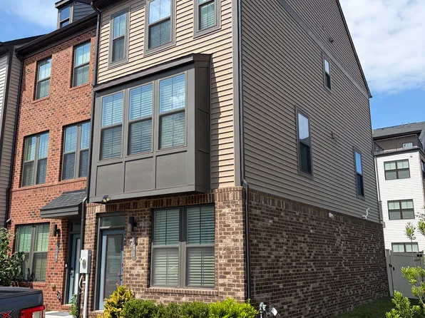 530 Levanna Ln, Glen Burnie, MD 21060