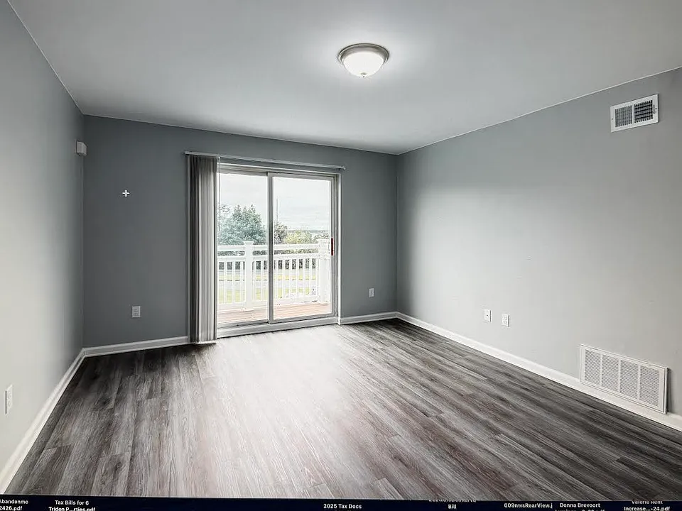 137 Princeton Ave #D3
