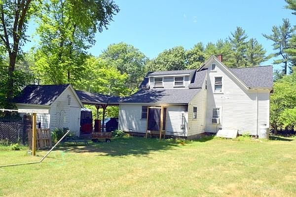 2nd image of 146 Lake St