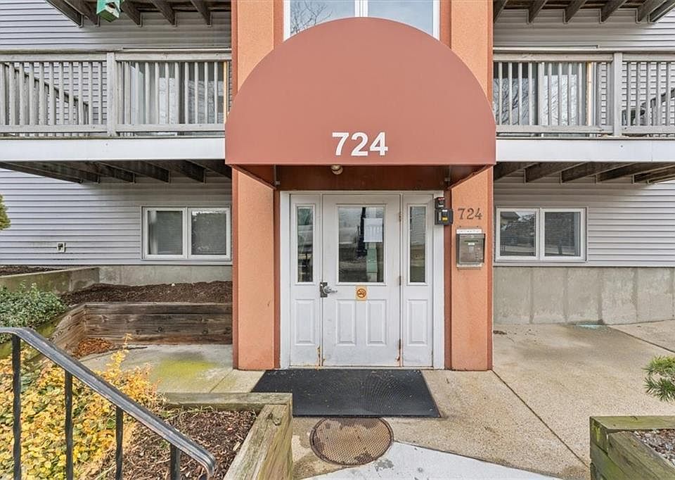 724 Beverage Hill Ave 101, Pawtucket, RI 02861 Zillow