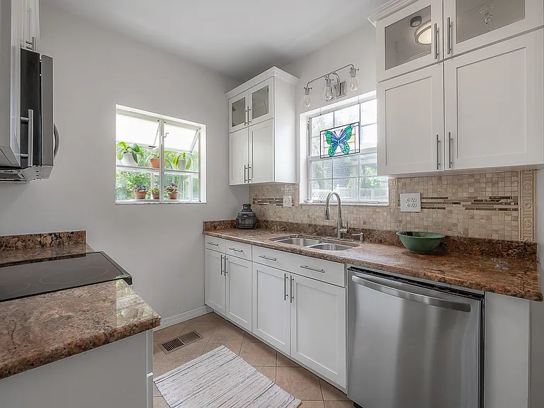 1109 E Patterson St — Photo 19