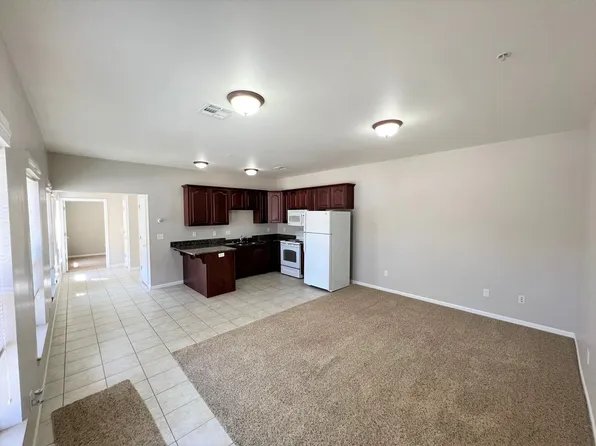 1119 Ratone St, Manhattan, KS