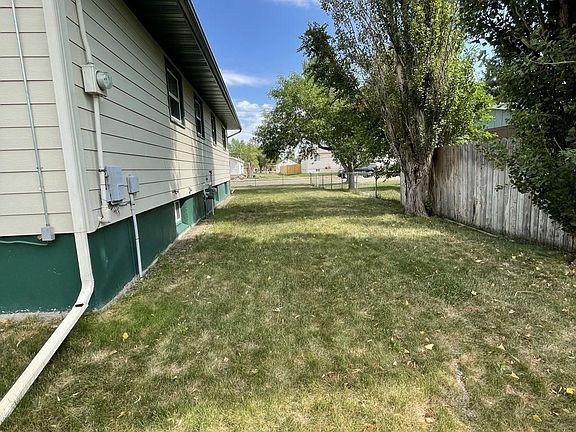 5th image of 2416 Mizpah St