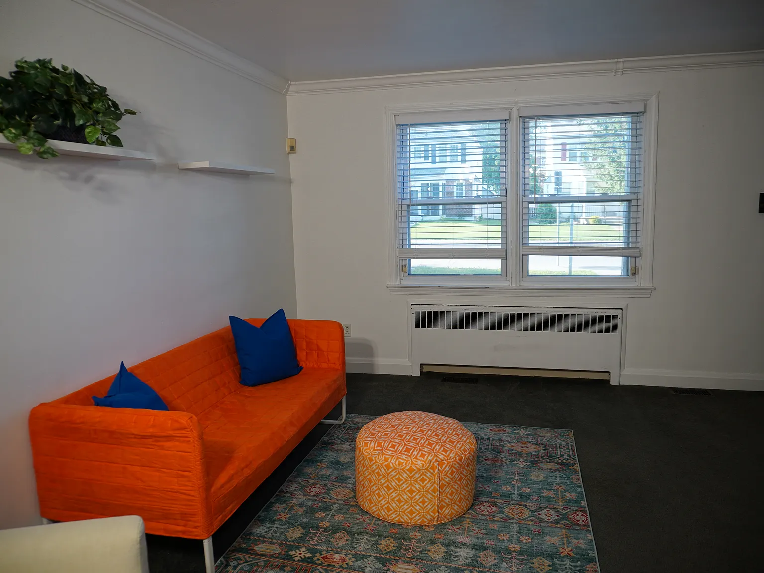3 bed, 1.5 bath, 1200 sqft, $1,995 — Photo 4