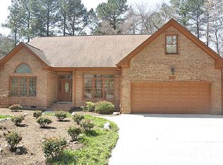 6410 Falconbridge Rd, Chapel Hill, NC 27517