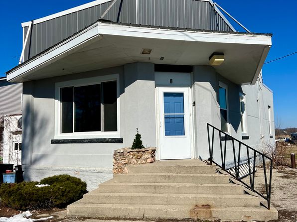 W2350 Northwestern Ave #8
