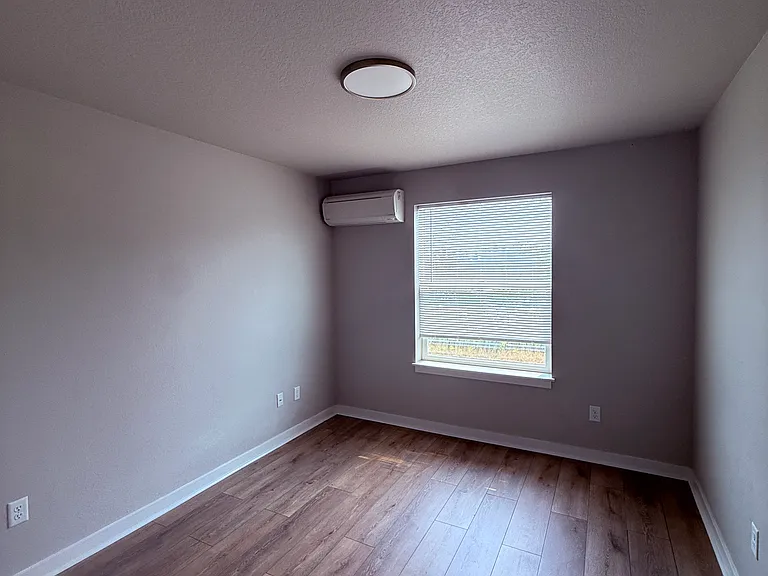 Bedroom 3, other view.