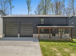 390 Peach Tree Ln, Russell Springs, KY 42642