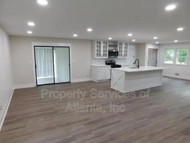 2980 Prince Howard Dr — Photo 7