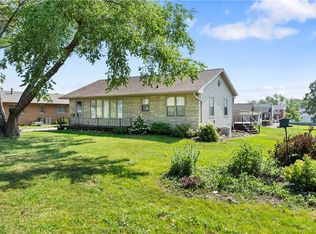 1116 Houston Ave, Pella, IA 50219