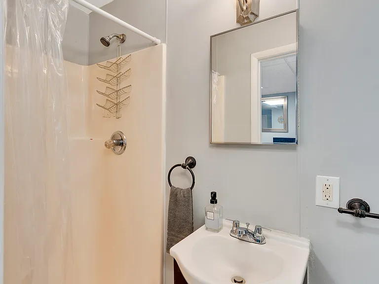 5234 Asher Ln #2 — Photo 2