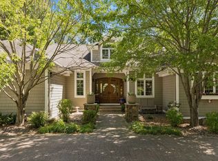 2841 Ella Ln, Minnetonka, MN 55305