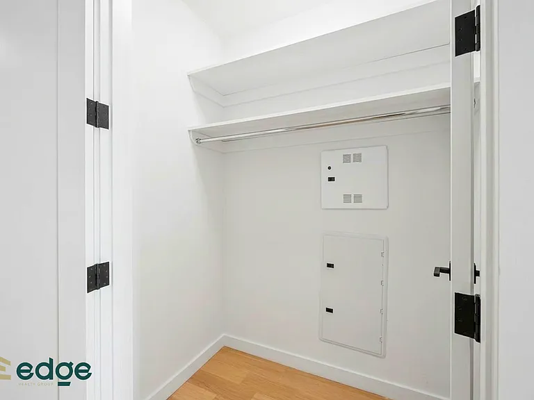 329 Broadway #1330 — Photo 10