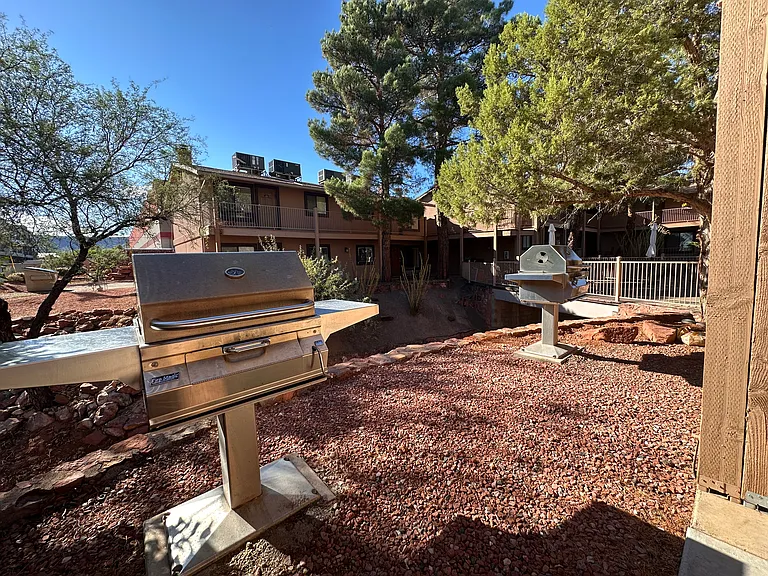115 E Cortez Dr #110 — Photo 15