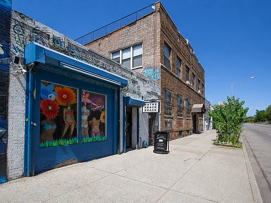 Outdoor, photo 1
