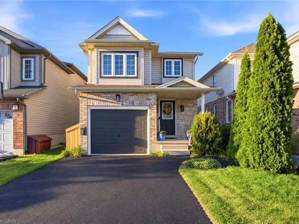 39 Maitland St, Kitchener, ON N2R 1V2
