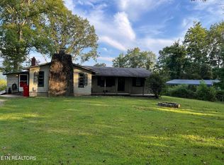 300 Pilot Mountain Tower Rd, Lancing, TN 37770