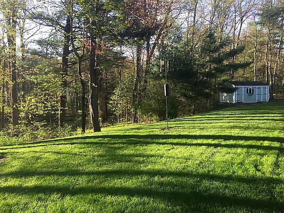 4th image of 4 Boswell Ln