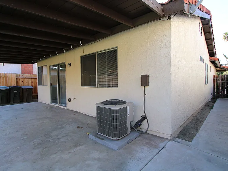 836 Cisco St — Photo 19