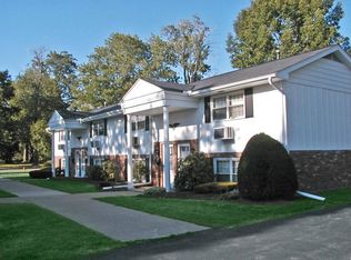 144 W Jefferson St #3, Jefferson, OH 44047