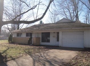 1412 Hickory Pl, Goshen, IN 46526