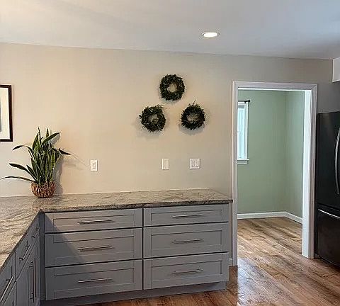 Nook leads to deck