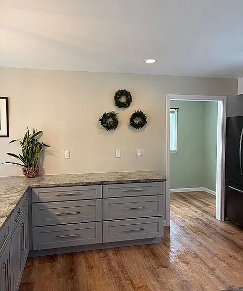 Nook leads to deck