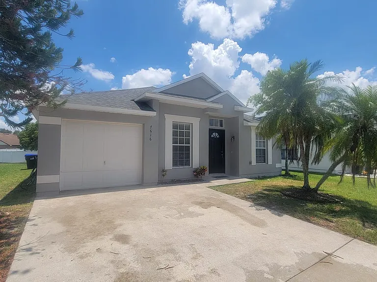 7616 Pine Nest Ct — Photo 1