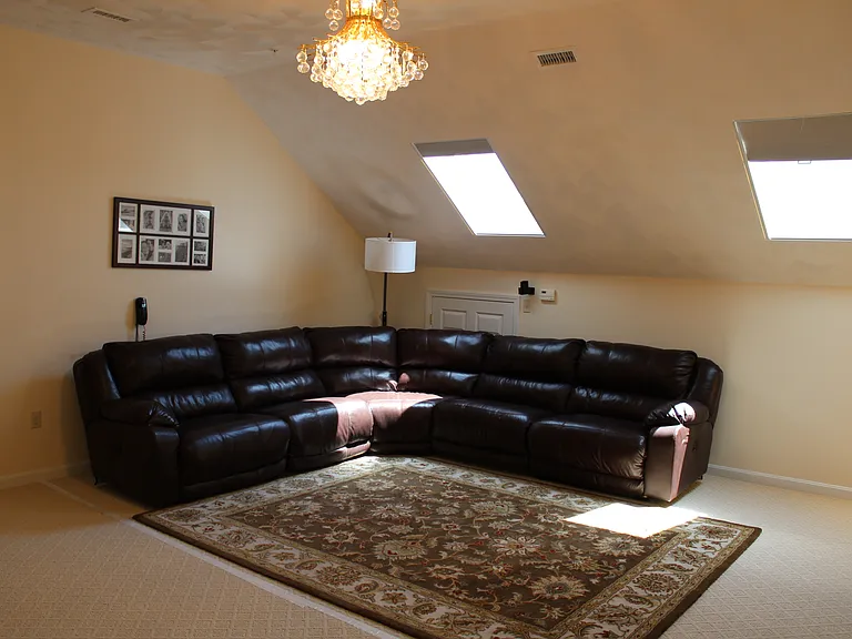 360 A Charles St #4 — Photo 9