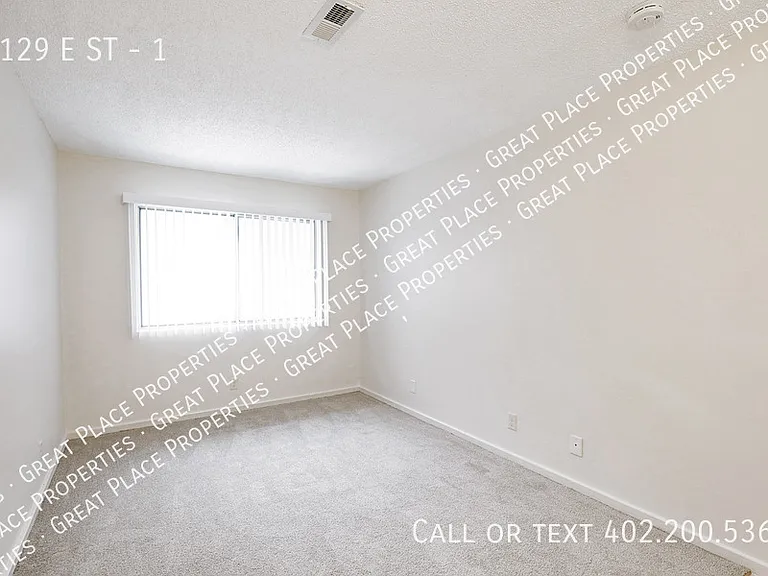 1129 E St #1 — Photo 12
