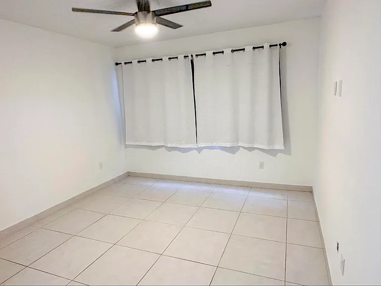 50 SW 3rd Ave #1060 — Photo 14