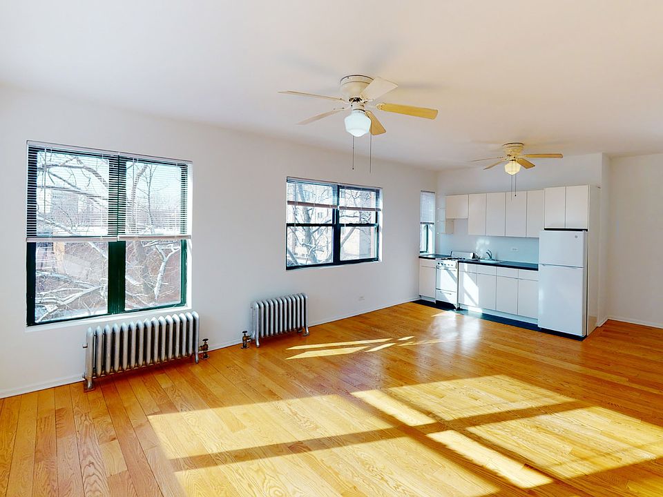 Dining/Living room