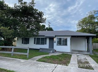 922 45th St, West Palm Beach, FL 33407