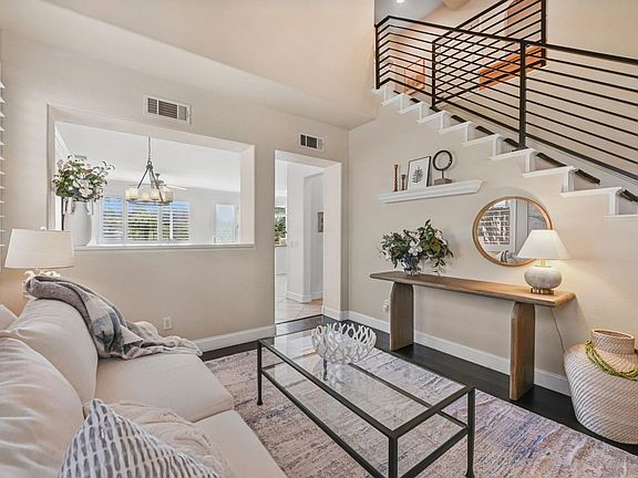 3rd image of 8283 Bryn Glen Way